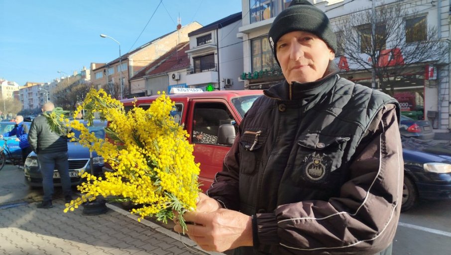 Miloje Milojević iz Jagodine već tri i po decenije žiteljima Paraćina ulepšava zimu (FOTO)